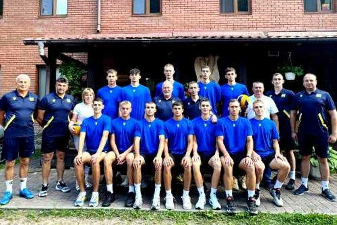 Володимир РОМАНЦОВ: «Вийти із такої групи складно. Але ми постараємося»