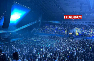 Повітряна тривога зупинила концерт «Океану Ельзи»: музиканти спустились до людей у метро (фото, відео)