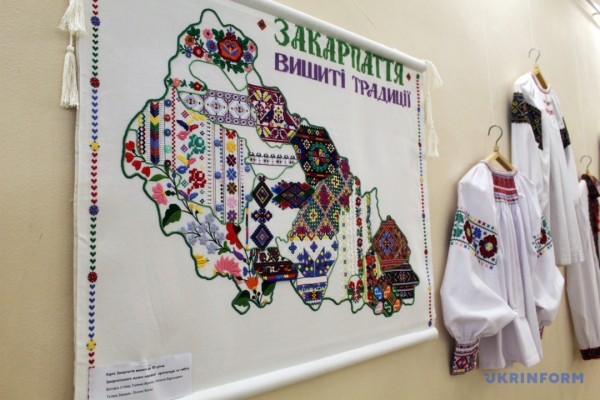 Моя закарпатська сорочка