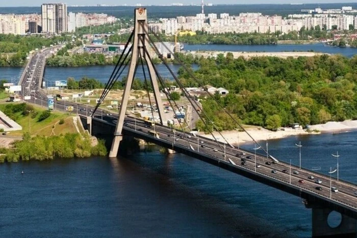 Рух на мосту через Десенку у Києві буде частково обмежено до кінця 2025 року 