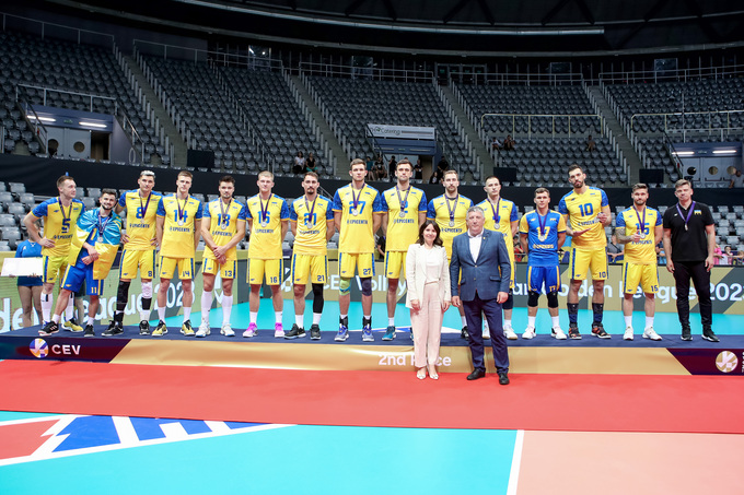 Волейбол України: чемпіонські традиції – прірва – Ліга націй