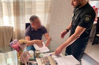 Шахрайство з нерухомістю на 20 млн грн: поліція викрила групу на чолі з екснардепом